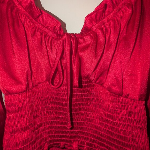 Altar’d State Red Hammered Satin Ruched Crop Top Smocked Women's Size Small - Picture 2 of 4